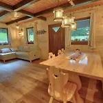 Zeleni Raj Paradise House * Žužemberk