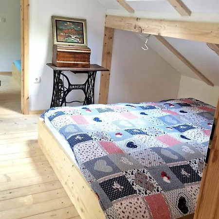 Zeleni Raj Paradise House 度假居