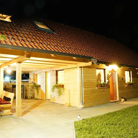 Zeleni Raj Paradise House Nyaraló