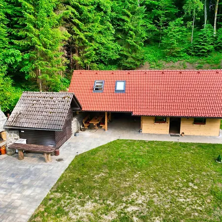 Zeleni Raj Paradise House Nyaraló Žužemberk