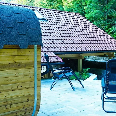 Zeleni Raj Paradise House * Žužemberk