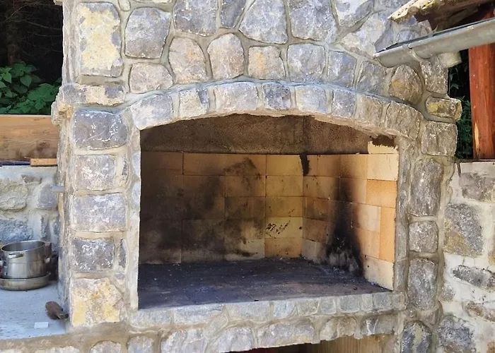 בית נופש Zeleni Raj Paradise House Zuzemberk