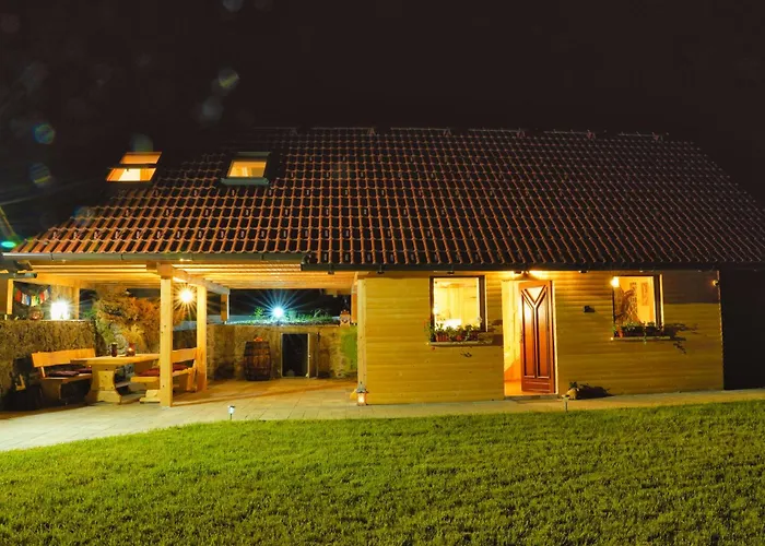 בית נופש Zeleni Raj Paradise House Zuzemberk