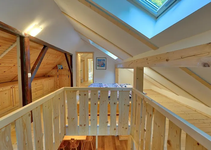 Zeleni Raj Paradise House בית נופש *