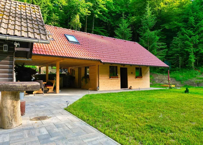 Zeleni Raj Paradise House בית נופש *